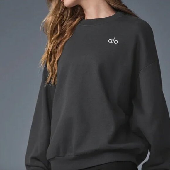 ALO Yoga Black Crewneck Sweater Minimalist Design & Small & Black & NWOT - Picture 1 of 6
